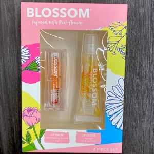 BLOSSOM LIP CARE SET
